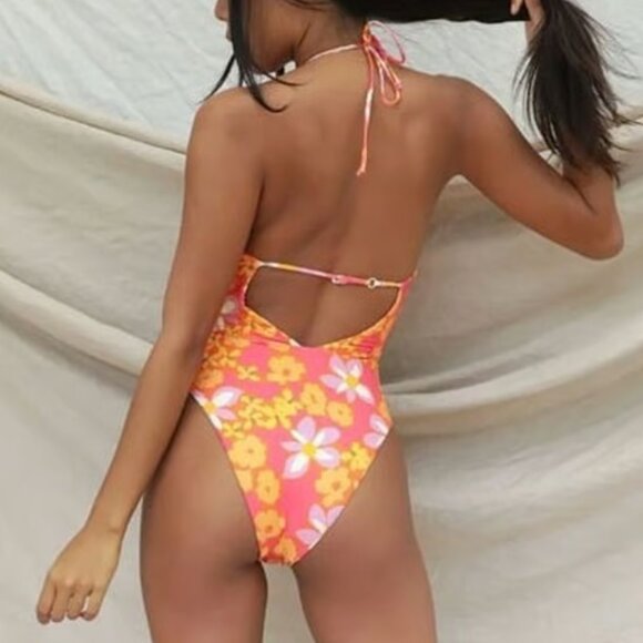 Stone Fox Swim‎ Riva One Piece Bathing Suit in Lei Lei Print Small NWT - Picture 2 of 8